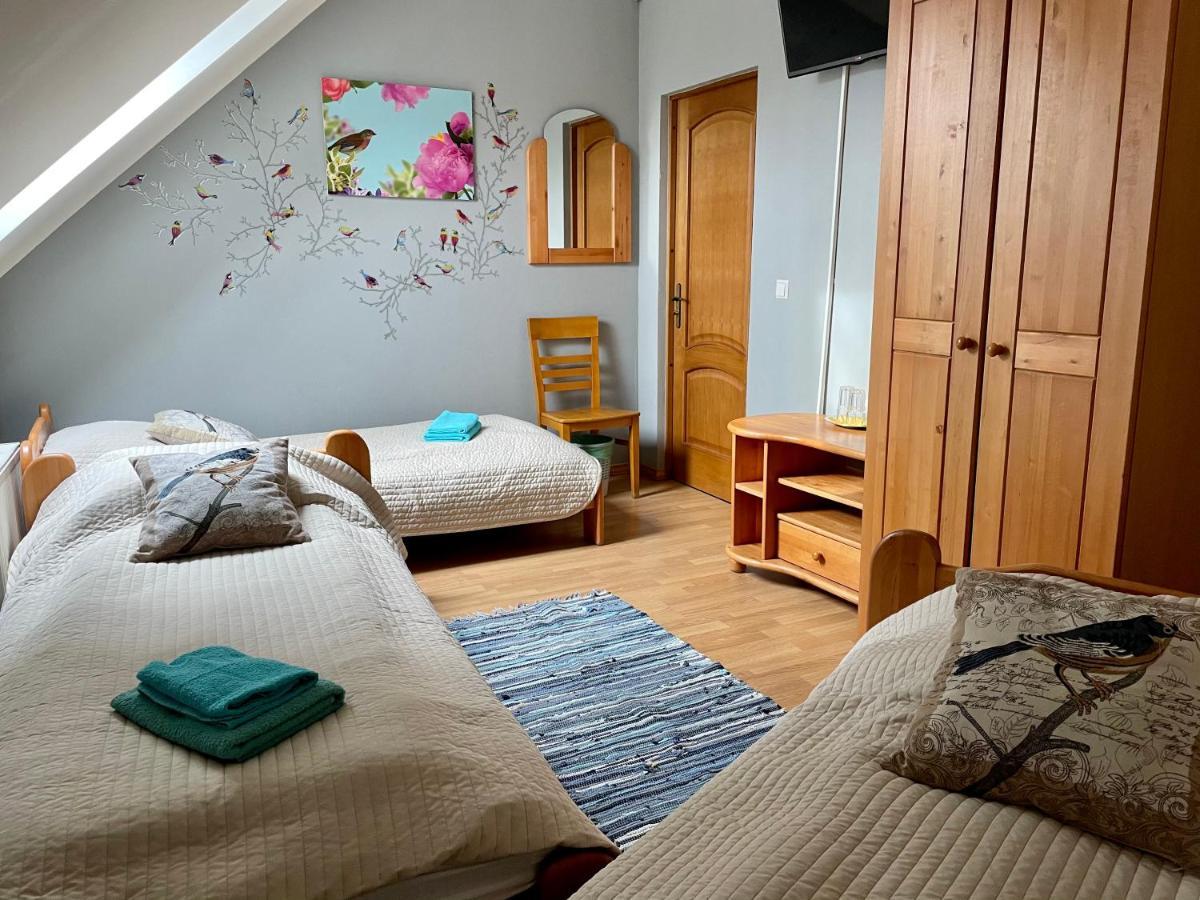 Piejuras Nams Hotel Ķesterciems Buitenkant foto