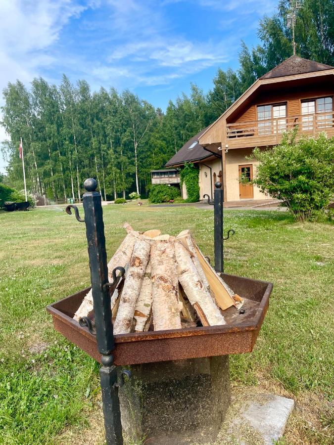 Piejuras Nams Hotel Ķesterciems Buitenkant foto