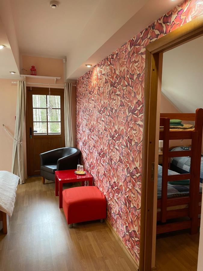Piejuras Nams Hotel Ķesterciems Buitenkant foto