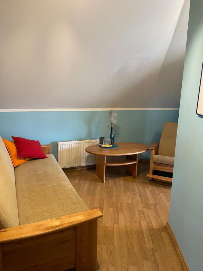 Piejuras Nams Hotel Ķesterciems Buitenkant foto
