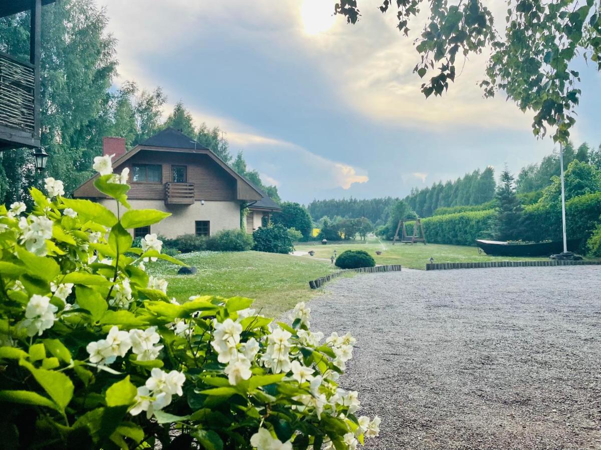 Piejuras Nams Hotel Ķesterciems Buitenkant foto